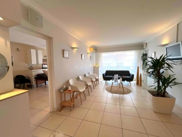 Photo 1 – location bureaux	CAGNES SUR MER (06800)