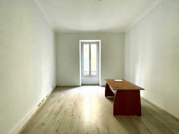 Photo 1 – location bureaux	NICE (06000)