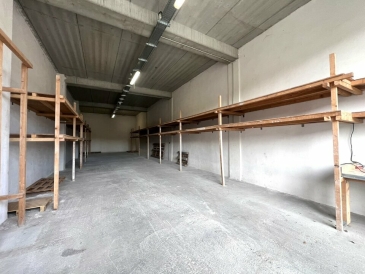 Photo 1 – location Entrepôts / activités	MOUGINS (06250)