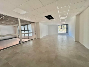Photo 1 – location bureaux	VILLENEUVE LOUBET (06270)