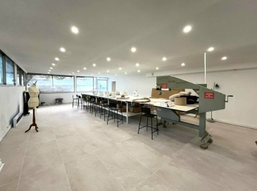 Photo 1 – vente Locaux commerciaux	CANNES (06400)