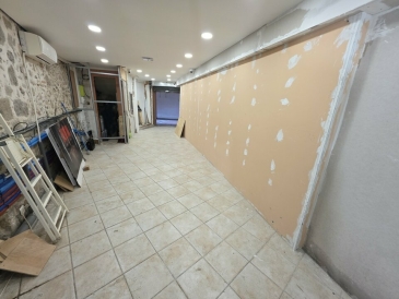 Photo 1 – location Locaux commerciaux	NICE (06300)