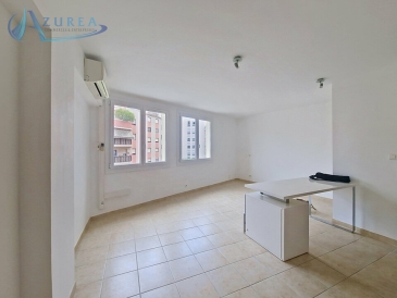 Photo 1 – location bureaux	CAGNES-SUR-MER (06800)