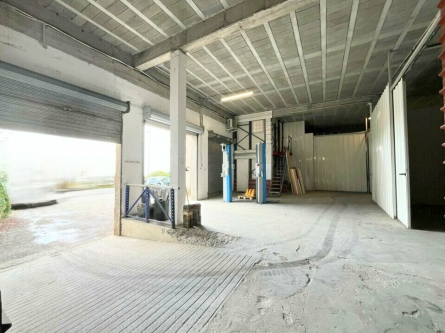 Photo 1 – vente Entrepôts / activités	CARROS (06510)