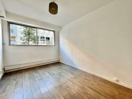 Photo 2 – location Locaux commerciaux	NICE (06100)