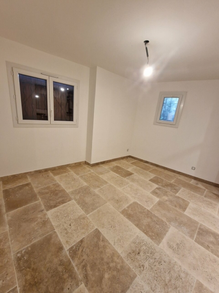 Photo 2 – location bureaux	SAINT MARTIN DU VAR (06670)