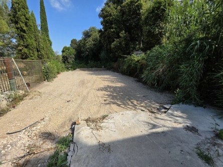 Photo 2 – location Terrains	CASTAGNIERS (06670)