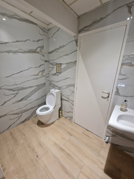 Photo 4 – location bureaux	BIOT (06410)