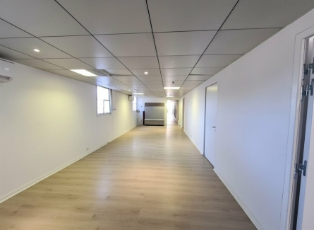 Photo 3 – location bureaux	SAINT LAURENT DU VAR (06700)