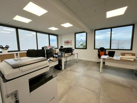Photo 3 – vente bureaux	FREJUS (83600)