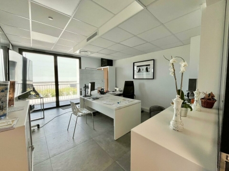 Photo 5 – vente bureaux	FREJUS (83600)