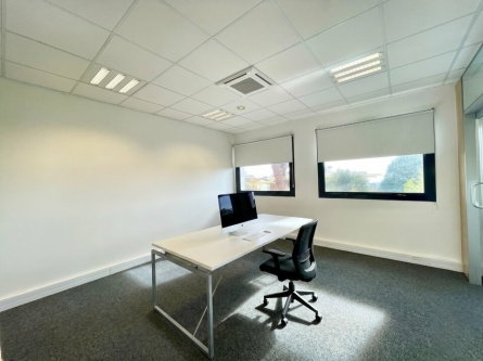Photo 9 – vente bureaux	CAGNES SUR MER (06800)