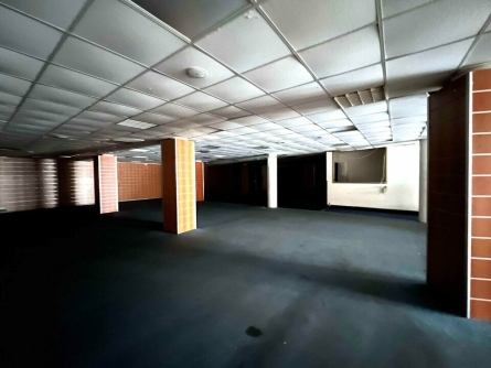 Photo 7 – location bureaux	SAINT LAURENT DU VAR (06700)