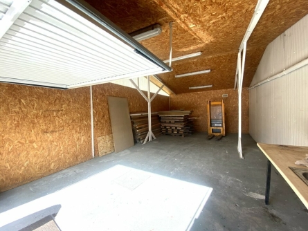 Photo 1 – location Entrepôts / activités	CAGNES SUR MER (06800)