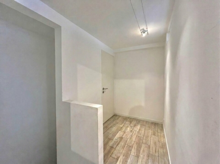 Photo 4 – location Locaux commerciaux	ANTIBES (06600)