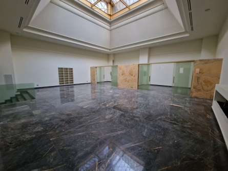 Photo 2 – location Locaux commerciaux	CANNES (06400)