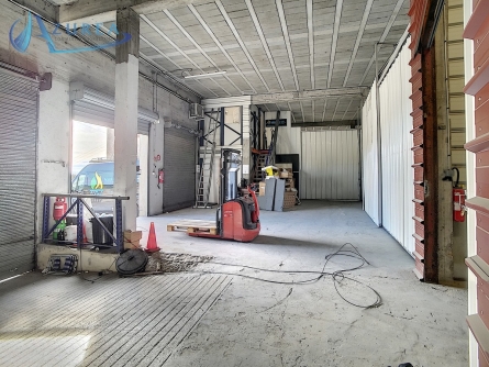 Photo 3 – location Entrepôts / activités	LA GAUDE (06610)