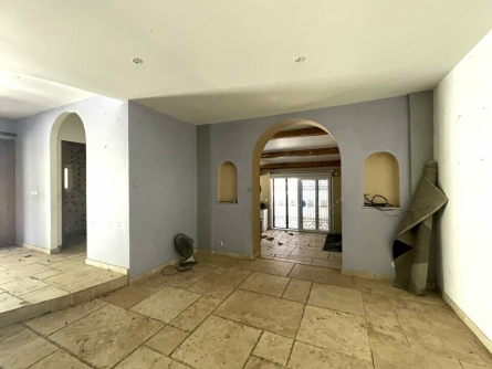 Photo 7 – location Entrepôts / activités	SAINT PAUL DE VENCE (06570)