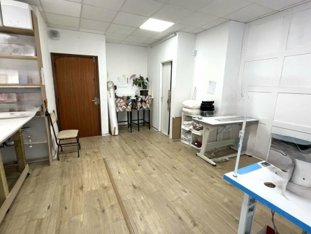Photo 1 – location Locaux commerciaux	VENCE (06140)