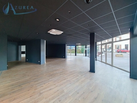 Photo 2 – location Locaux commerciaux	SAINT LAURENT DU VAR (06700)