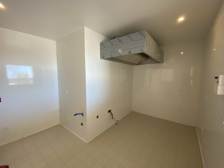 Photo 7 – location Locaux commerciaux	SAINT LAURENT DU VAR (06700)