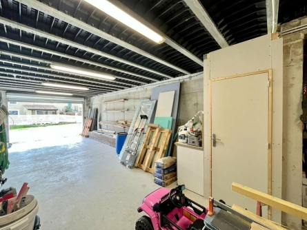 Photo 2 – location Entrepôts / activités	MONTAUROUX (83440)