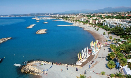 Photo 1 – location Locaux commerciaux	SAINT LAURENT DU VAR (06700)