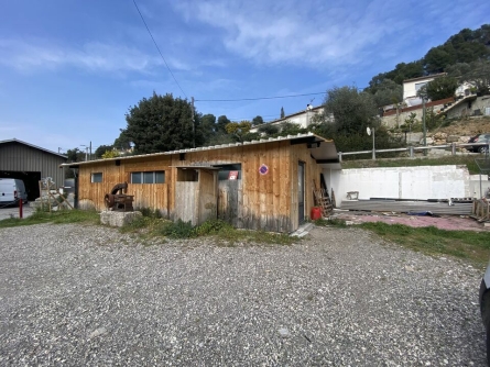 Photo 7 – location Entrepôts / activités	CASTAGNIERS (06670)