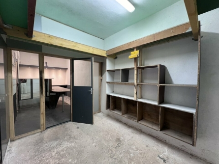 Photo 4 – location Entrepôts / activités	MOUGINS (06250)