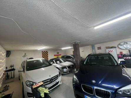 Photo 1 – location Entrepôts / activités	MOUGINS (06250)