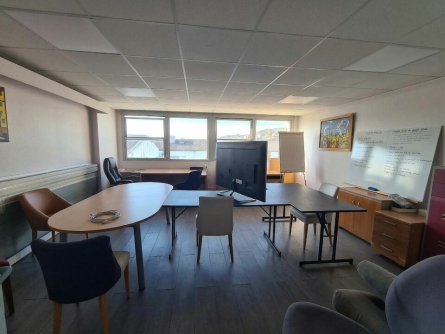 Photo 2 – location bureaux	SAINT LAURENT DU VAR (06700)