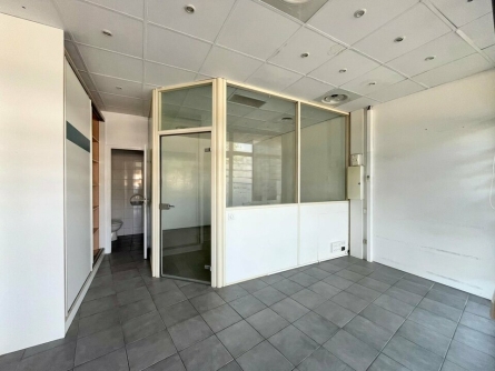 Photo 6 – vente Locaux commerciaux	SAINT LAURENT DU VAR (06700)