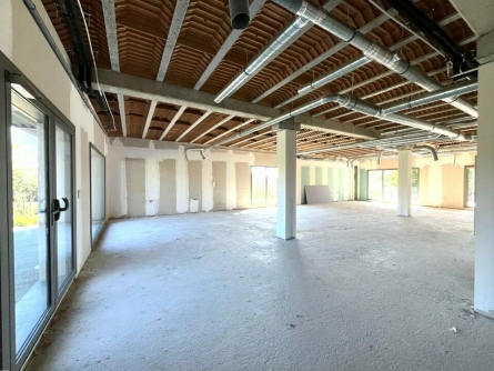 Photo 4 – location Locaux commerciaux	LORGUES (83510)