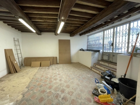 Photo 1 – location Locaux commerciaux	VALLAURIS (06220)