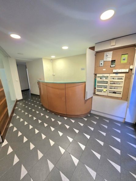 Photo 2 – location Locaux commerciaux	NICE (06000)