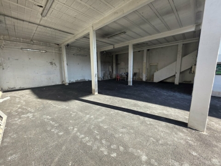 Photo 2 – location Entrepôts / activités	VENCE (06140)