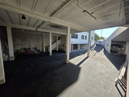 Photo 4 – location Entrepôts / activités	VENCE (06140)