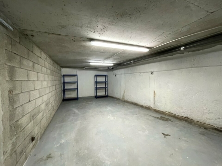 Photo 2 – location Entrepôts / activités	JUAN LES PINS (06160)