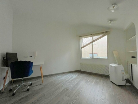 Photo 4 – location Locaux commerciaux	ANTIBES (06160)