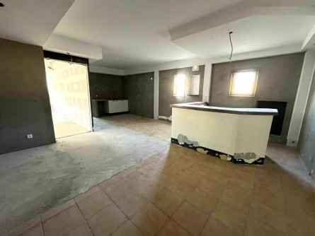 Photo 3 – location bureaux	CANNES LA BOCCA (06150)