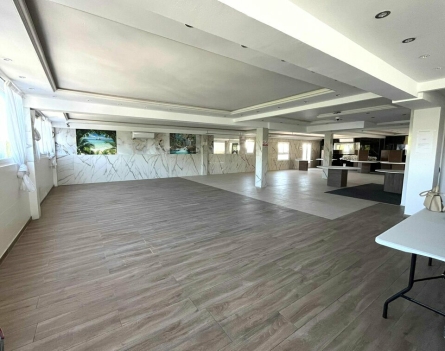 Photo 1 – location bureaux	CANNES LA BOCCA (06150)