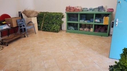 Photo 4 – location Entrepôts / activités	CASTAGNIERS (06670)
