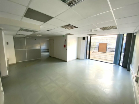 Photo 2 – location Locaux commerciaux	MENTON (06500)