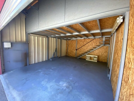 Photo 1 – location Entrepôts / activités	CAGNES SUR MER (06800)
