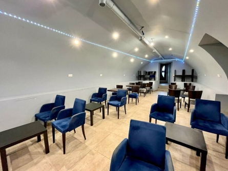 Photo 6 – vente Locaux commerciaux	LE LUC (83340)