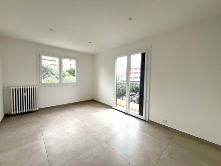 Photo 1 – location bureaux	CAGNES SUR MER (06800)