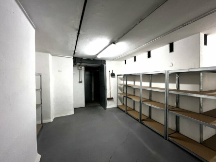 Photo 2 – location Entrepôts / activités	NICE (06000)