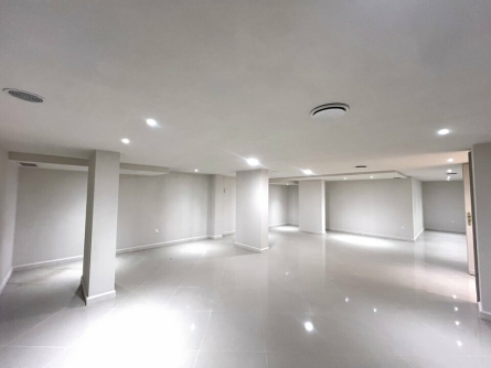 Photo 4 – location Locaux commerciaux	CANNES (06400)
