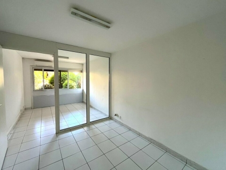 Photo 6 – vente bureaux	FREJUS (83600)