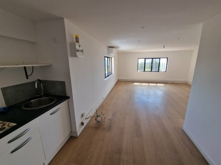 Photo 2 – location bureaux	LA GAUDE (06610)